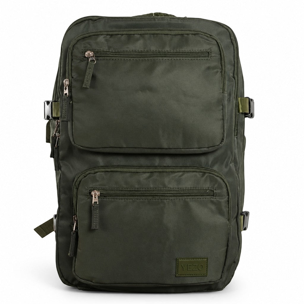 Morral urbano YEZO 2218 de MAYORISTASBAG en color verde oliva con múltiples compartimentos y diseño resistente.