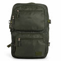 Morral urbano YEZO 2218 de MAYORISTASBAG en color verde oliva con múltiples compartimentos y diseño resistente.