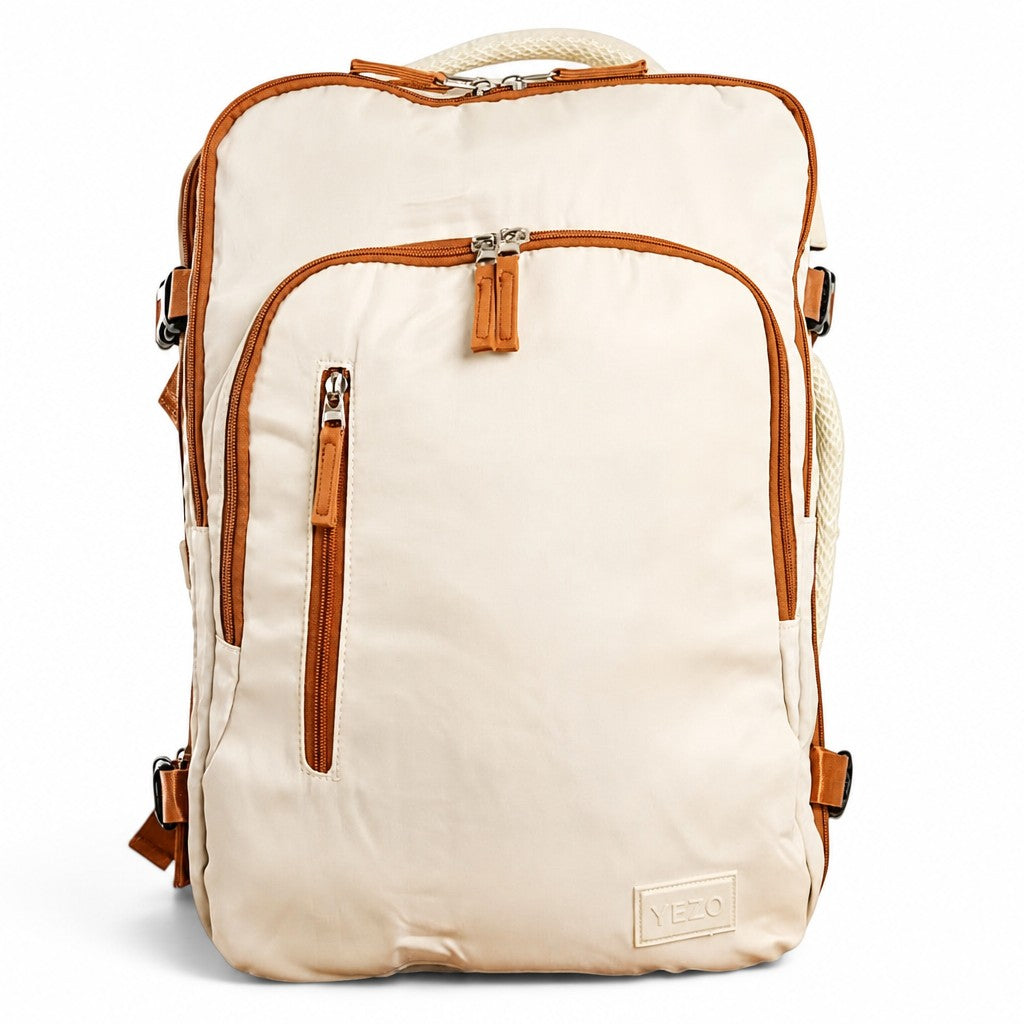 Morral YEZO 2296 de MAYORISTASBAG en color crema con detalles en cuero marrón y compartimento para portátil.